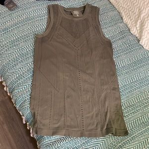 NWOT Athleta olive oxygen tank size small